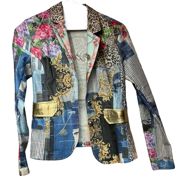 NICE Istanbul Couture Graphic and Rhinestone Blazer - Picture 2 of 12